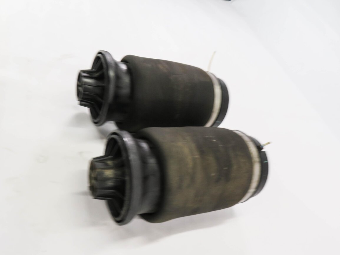 Thumbnail 3: 2009 MERCEDES GL320 (X164) LEFT & RIGHT REAR SUSPENSION AIR SPRING SET-2