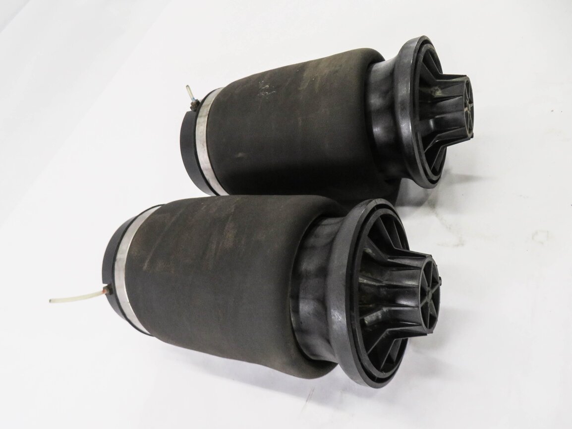 Thumbnail 4: 2009 MERCEDES GL320 (X164) LEFT & RIGHT REAR SUSPENSION AIR SPRING SET-2