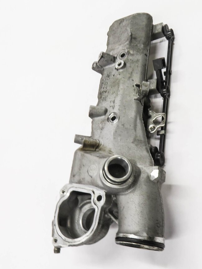Thumbnail 3: 09-17 MERCEDES GL320 GL350 ML320 ML350 E350 3.0L DIESEL - RIGHT INTAKE MANIFOLD