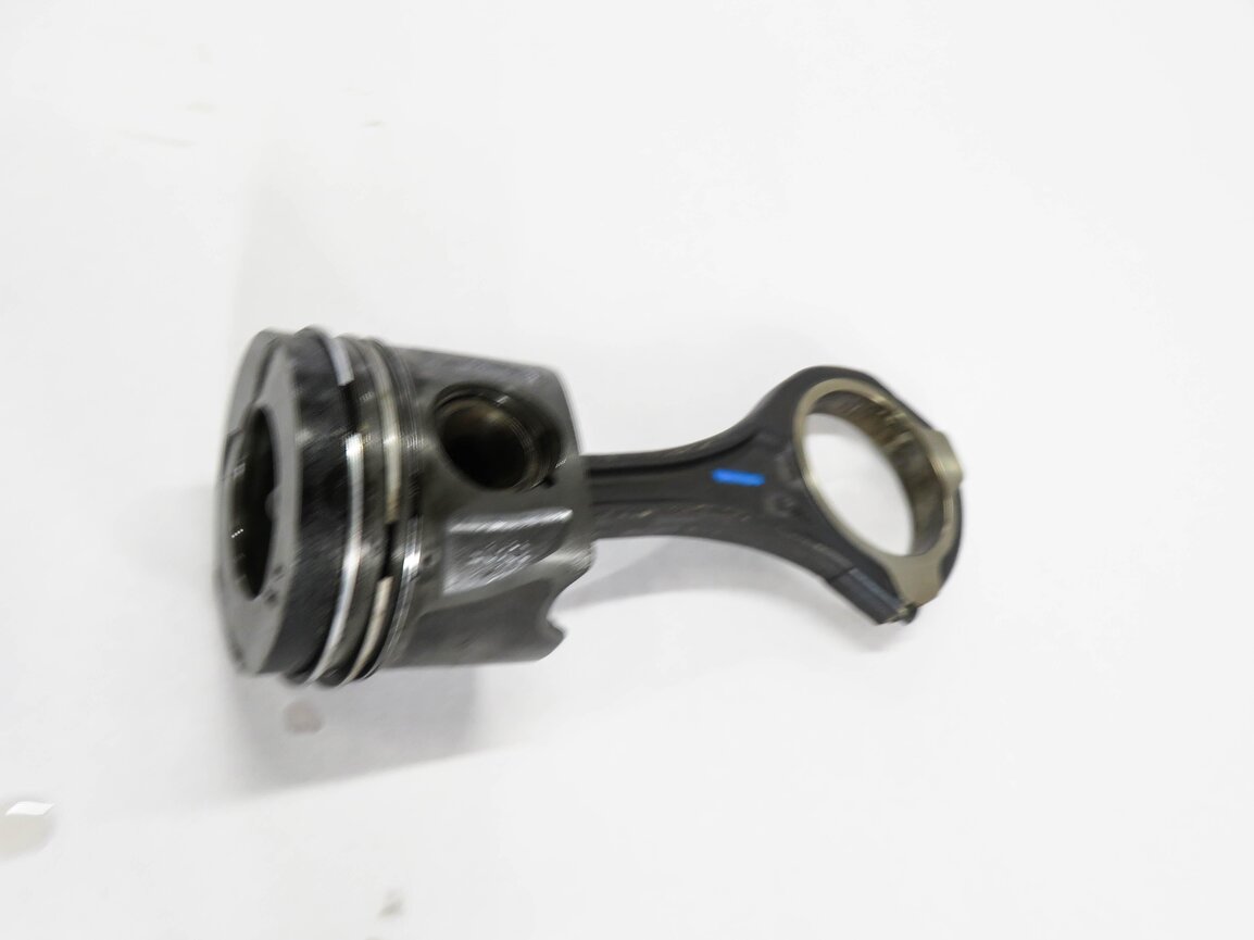 Thumbnail 4: 2007-2009 MERCEDES E320 GL320 ML320 (W164 W211 X164) DIESEL - LEFT PISTON w/ ROD