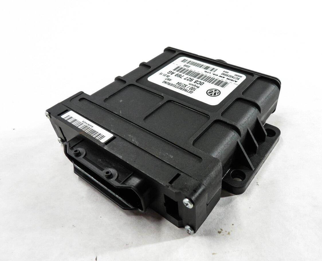 Thumbnail 2: 2011-2018 PORSCHE CAYENNE (958) 3.6L - AUTOMATIC TRANSMISSION CONTROL MODULE