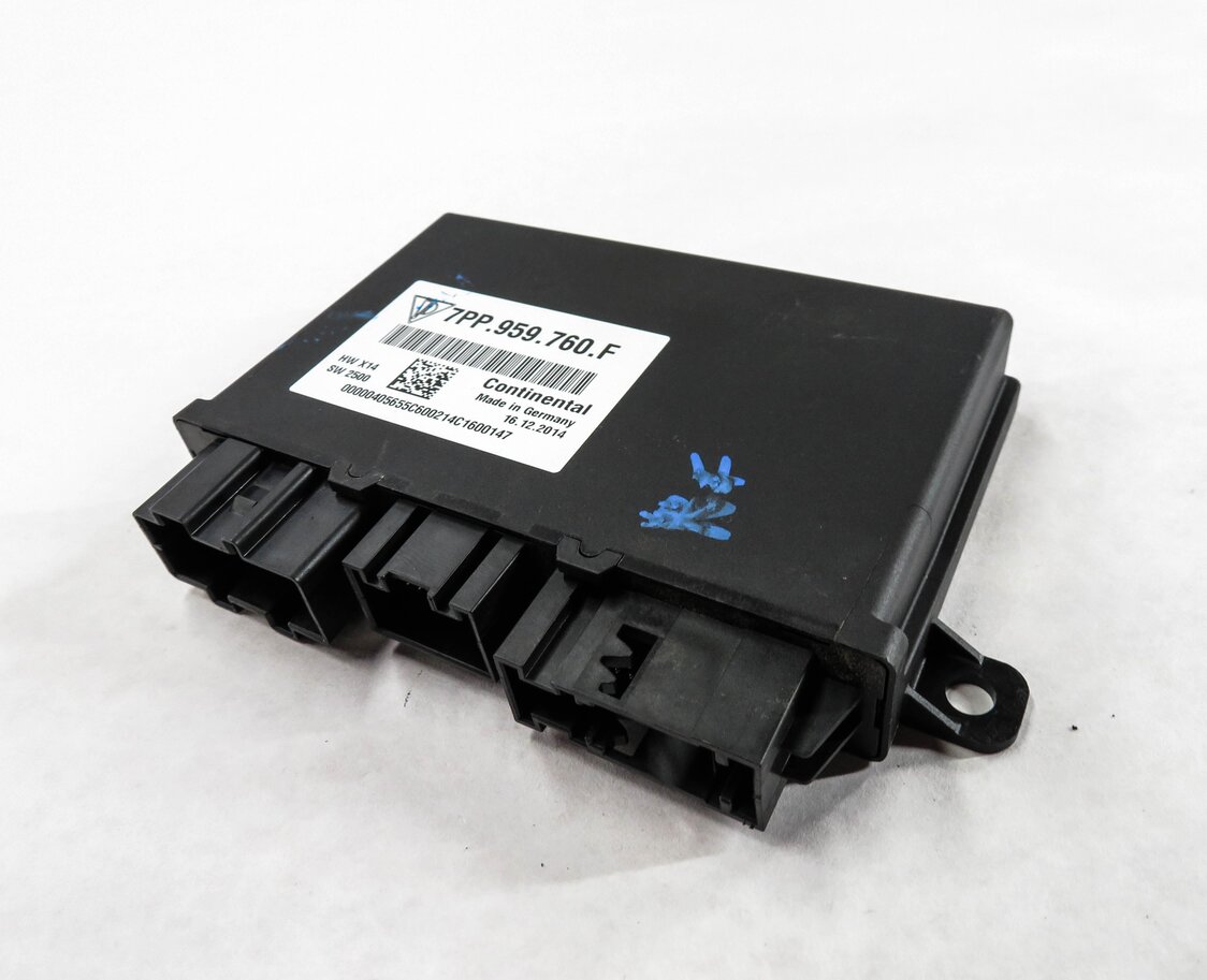 Thumbnail 2: 2016 PORSCHE CAYENNE (958) RIGHT FRONT PASSENGER SEAT CONTROL MODULE