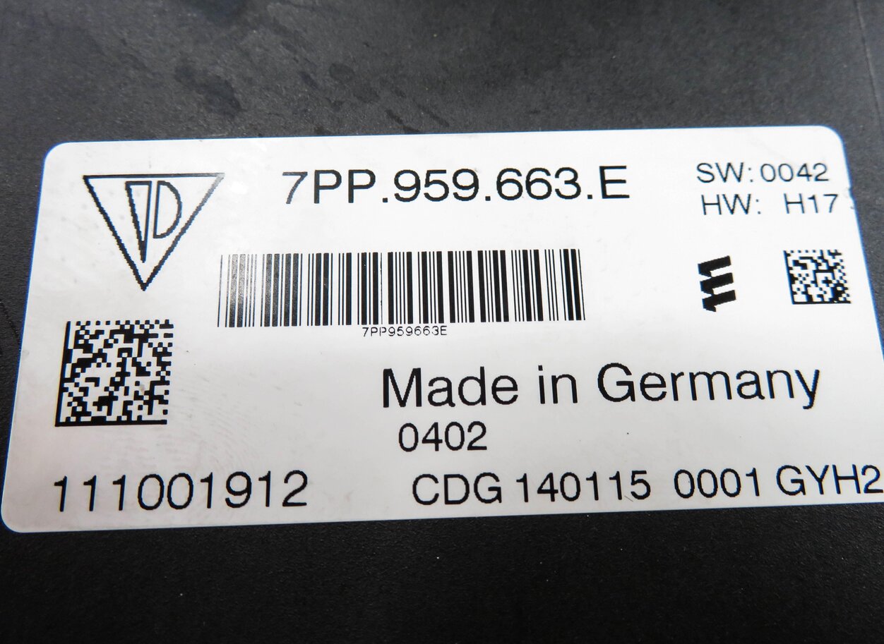Thumbnail 5: 2016 PORSCHE CAYENNE (958) VOLTAGE CONVERTER CONTROL MODULE