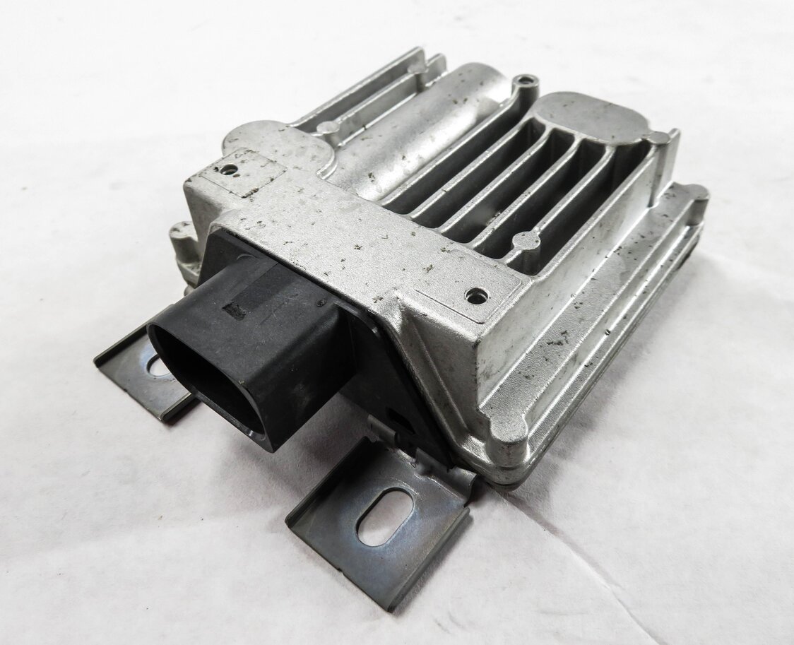 Thumbnail 2: 2010-2018 VW TOUAREG / PORSCHE CAYENNE PANAMERA (958 970 G1) FUEL PUMP MODULE