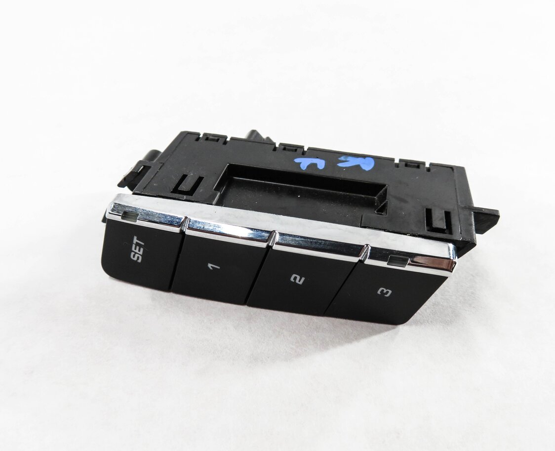 2016 PORSCHE CAYENNE (958) RIGHT FRONT PASSENGER MEMORY SEAT POSITION SWITCH