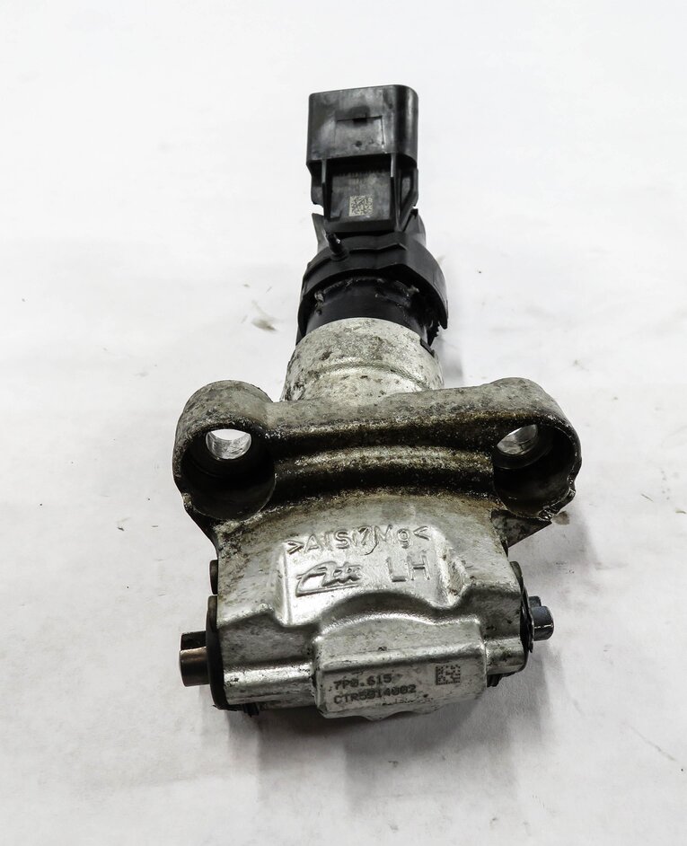 Thumbnail 4: 2016 PORSCHE CAYENNE (958) LEFT DRIVER REAR PARKING BRAKE ACTUATOR MOTOR
