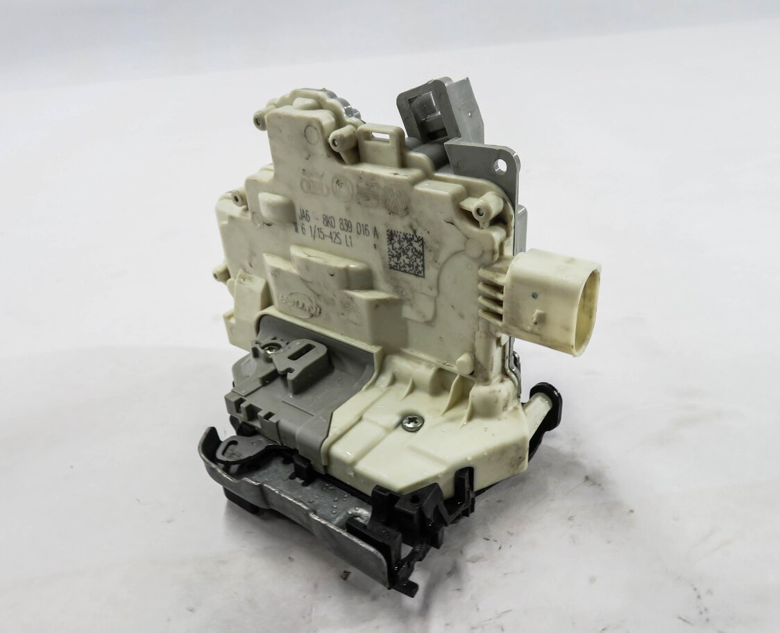 Thumbnail 2: 09-18 AUDI / PORSCHE - A4 S4 Q5 CAYENNE PANAMERA - RIGHT REAR DOOR LOCK LATCH