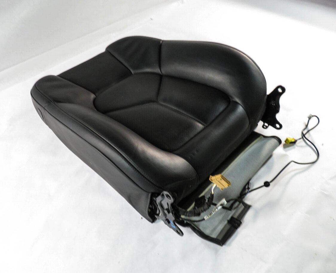 2016 PORSCHE CAYENNE (958) PASSENGER - UPPER TOP HEATED SEAT CUSHION (BLACK)