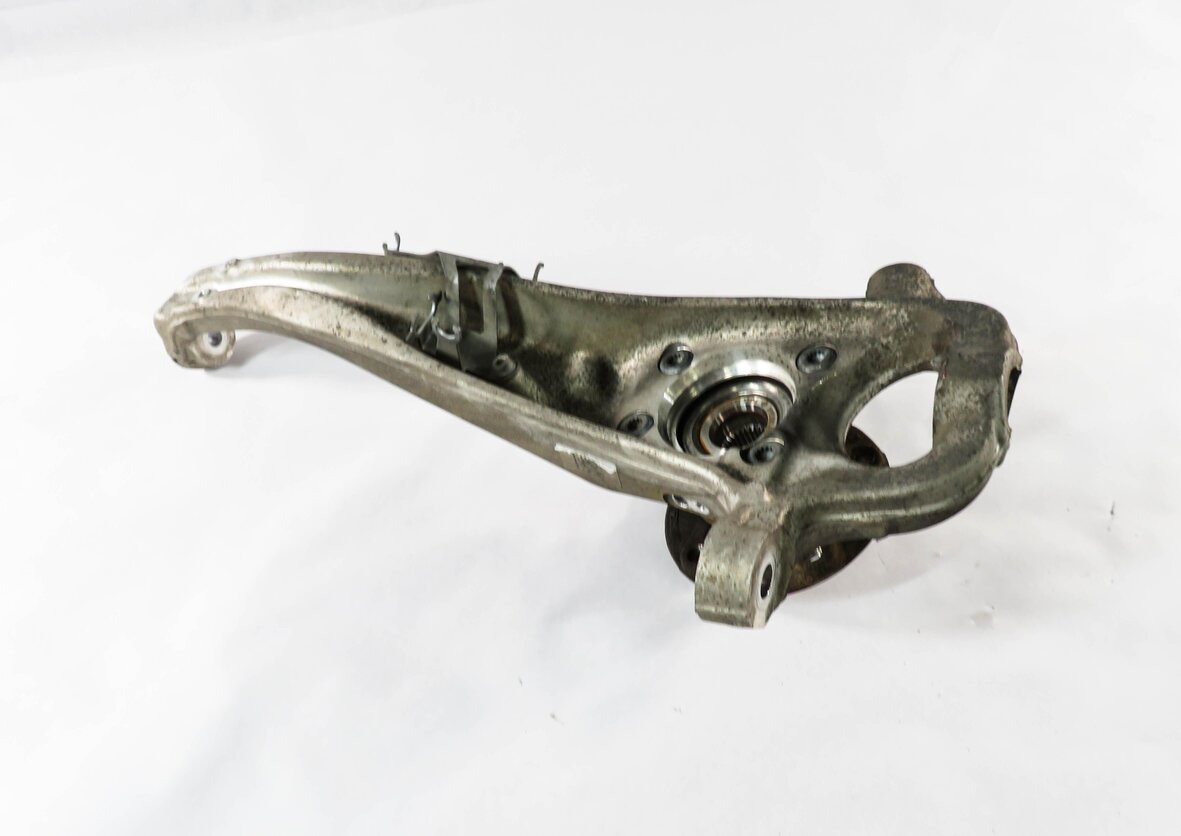 Thumbnail 3: 2011-2018 PORSCHE CAYENNE (958) LEFT FRONT DRIVER SPINDLE KNUCKLE WHEEL HUB
