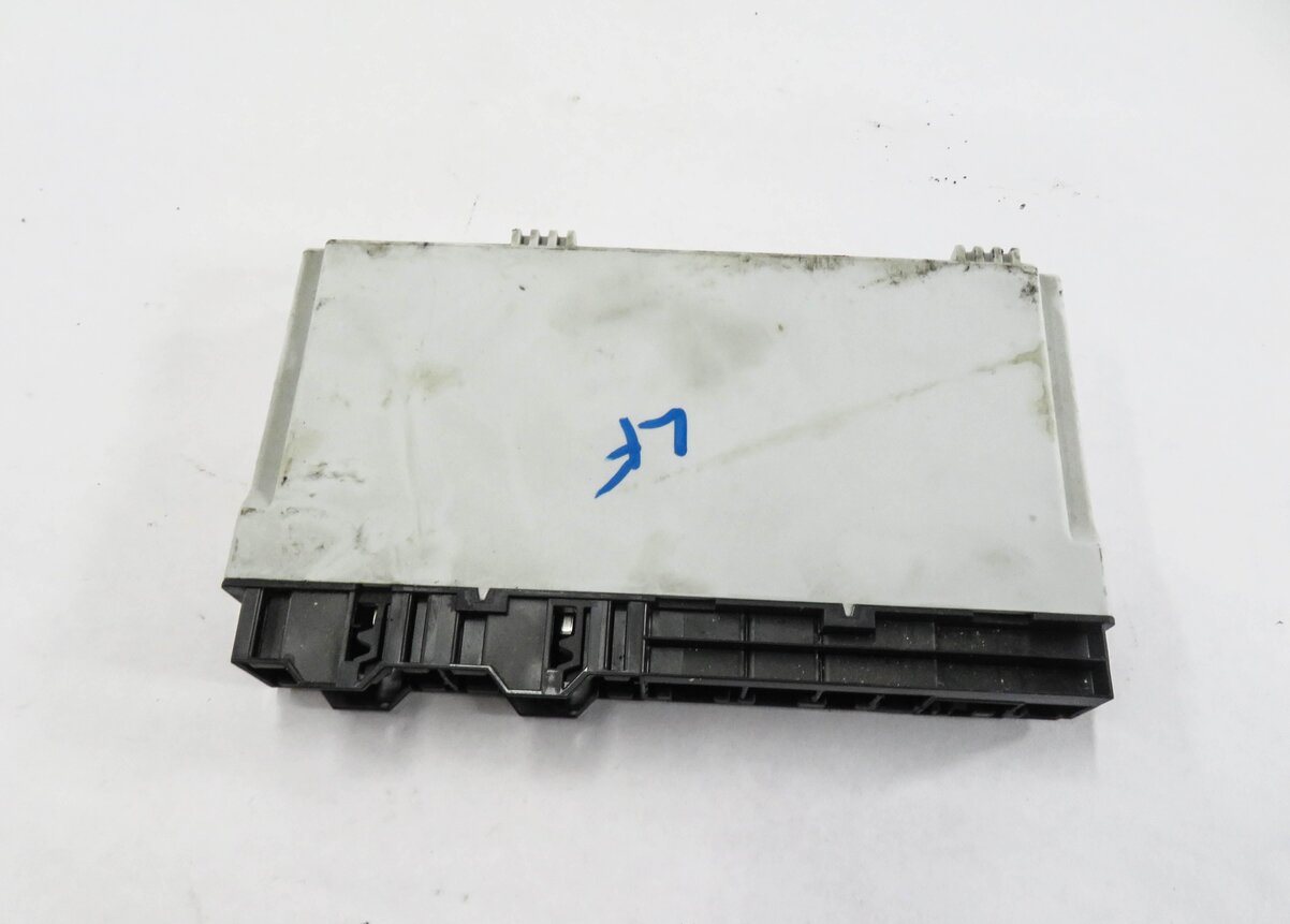Thumbnail 5: 2014 BMW 428i (F32) LEFT FRONT DRIVER SEAT CONTROL MODULE