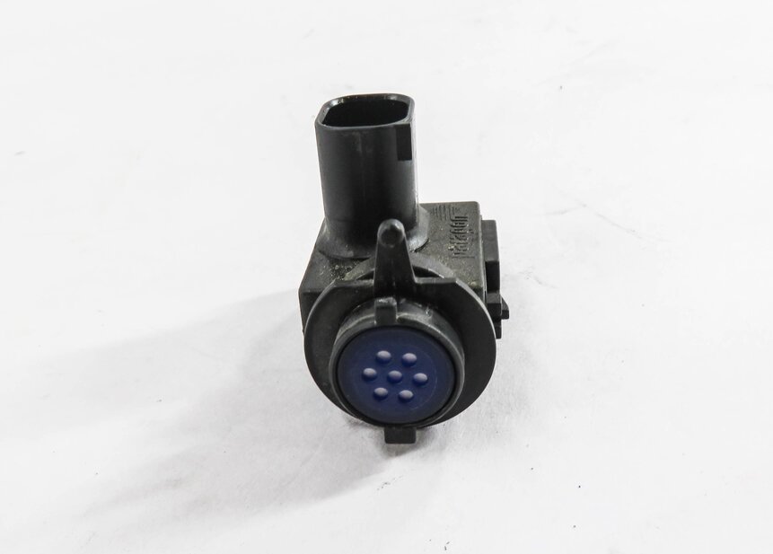 Thumbnail 2: 2014 BMW 428i (F32) AIR QUALITY POLLUTION SENSOR