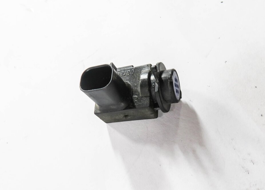 Thumbnail 3: 2014 BMW 428i (F32) AIR QUALITY POLLUTION SENSOR