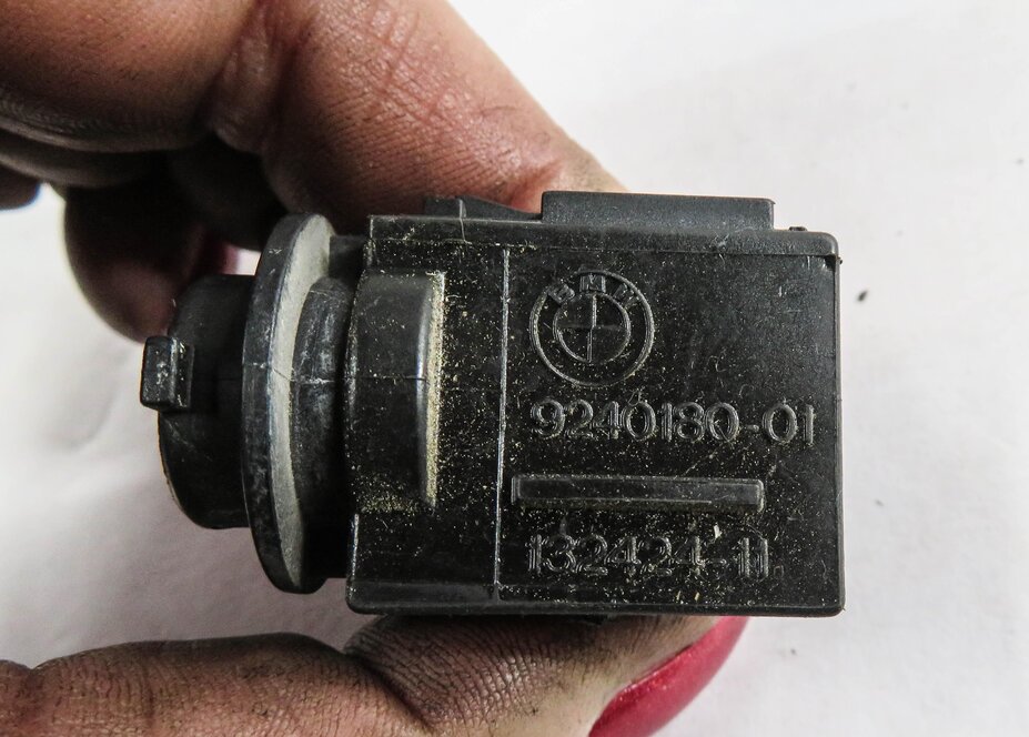 Thumbnail 6: 2014 BMW 428i (F32) AIR QUALITY POLLUTION SENSOR