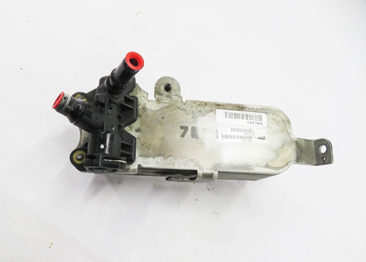 Thumbnail 2: 12-18 BMW 228i 235i 328i 335i 428i 435i - 2.0L / 3.0L TRANSMISSION OIL COOLER