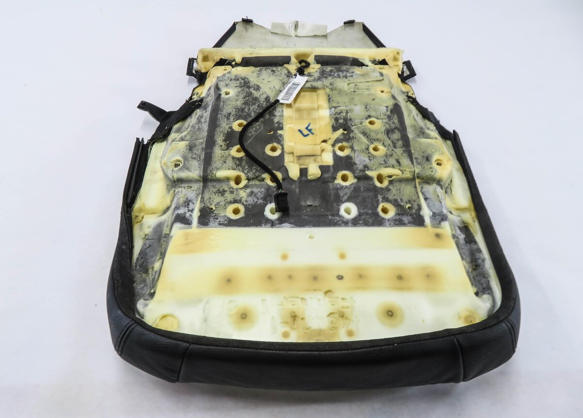 Thumbnail 6: 2014 BMW 428i (F32) DRIVER - LOWER BOTTOM HEATED SEAT CUSHION (BLACK LEATHER)