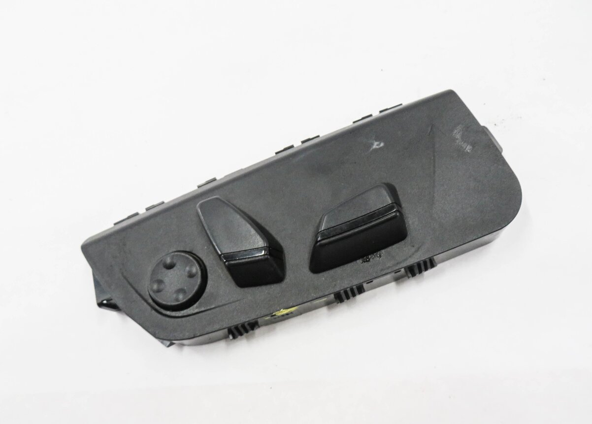 2014 BMW 428i (F32) RIGHT FRONT PASSENGER SEAT ADJUSTMENT SWITCH BUTTON