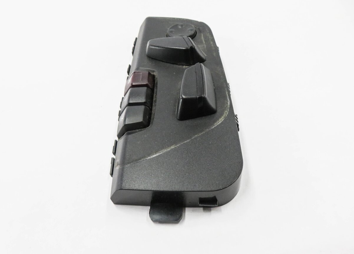 Thumbnail 4: 2014 BMW 428i (F32) LEFT FRONT DRIVER MEMORY SEAT ADJUSTMENT SWITCH BUTTON