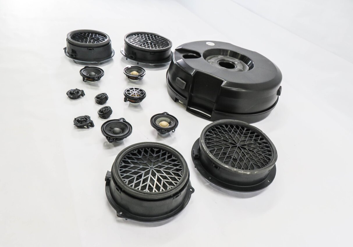 Thumbnail 11: 2012 AUDI Q5 (B8 8R) RADIO STEREO BANG & OLUFSEN - SUBWOOFER TWEETER SPEAKER SET