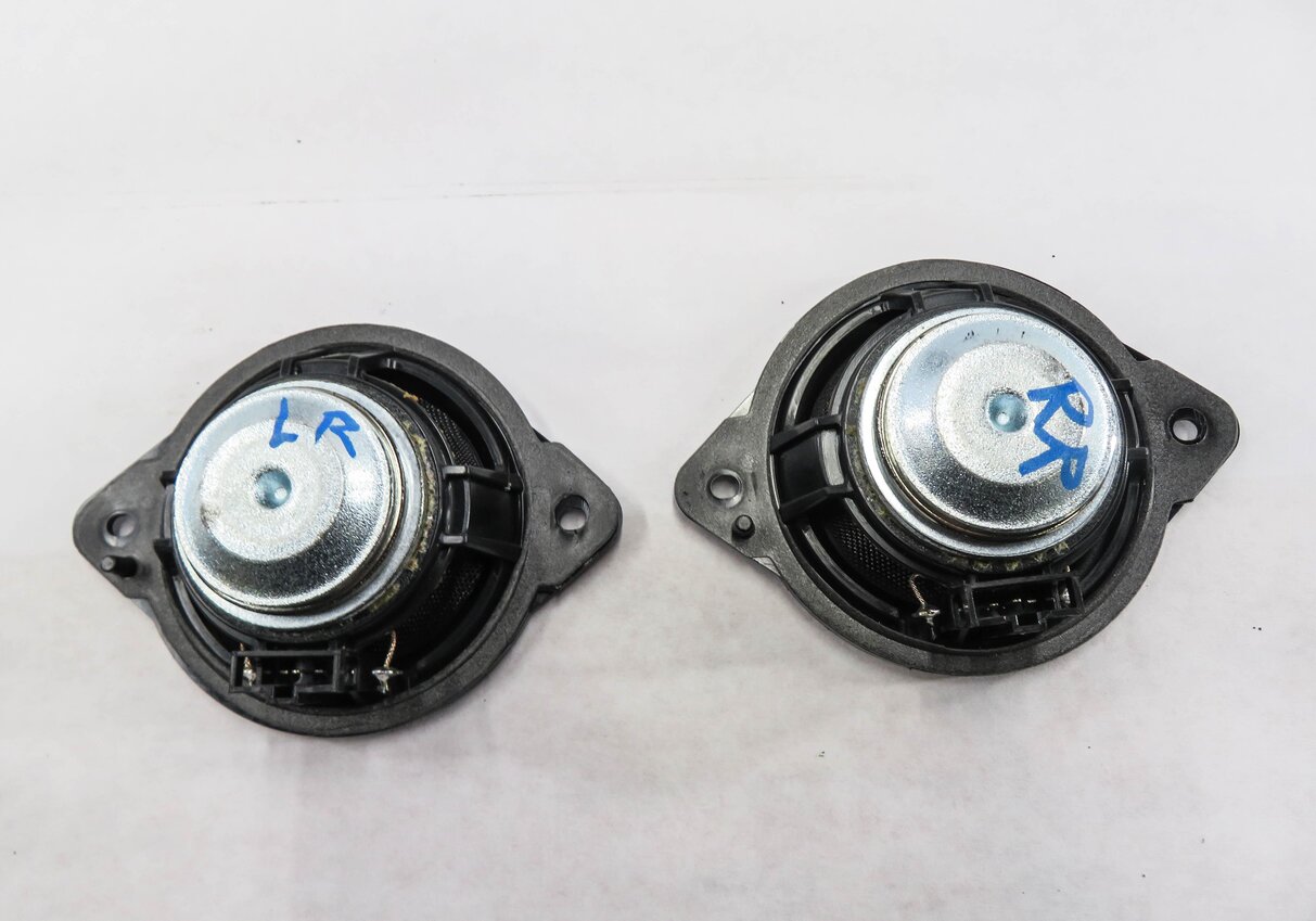 Thumbnail 16: 2012 AUDI Q5 (B8 8R) RADIO STEREO BANG & OLUFSEN - SUBWOOFER TWEETER SPEAKER SET