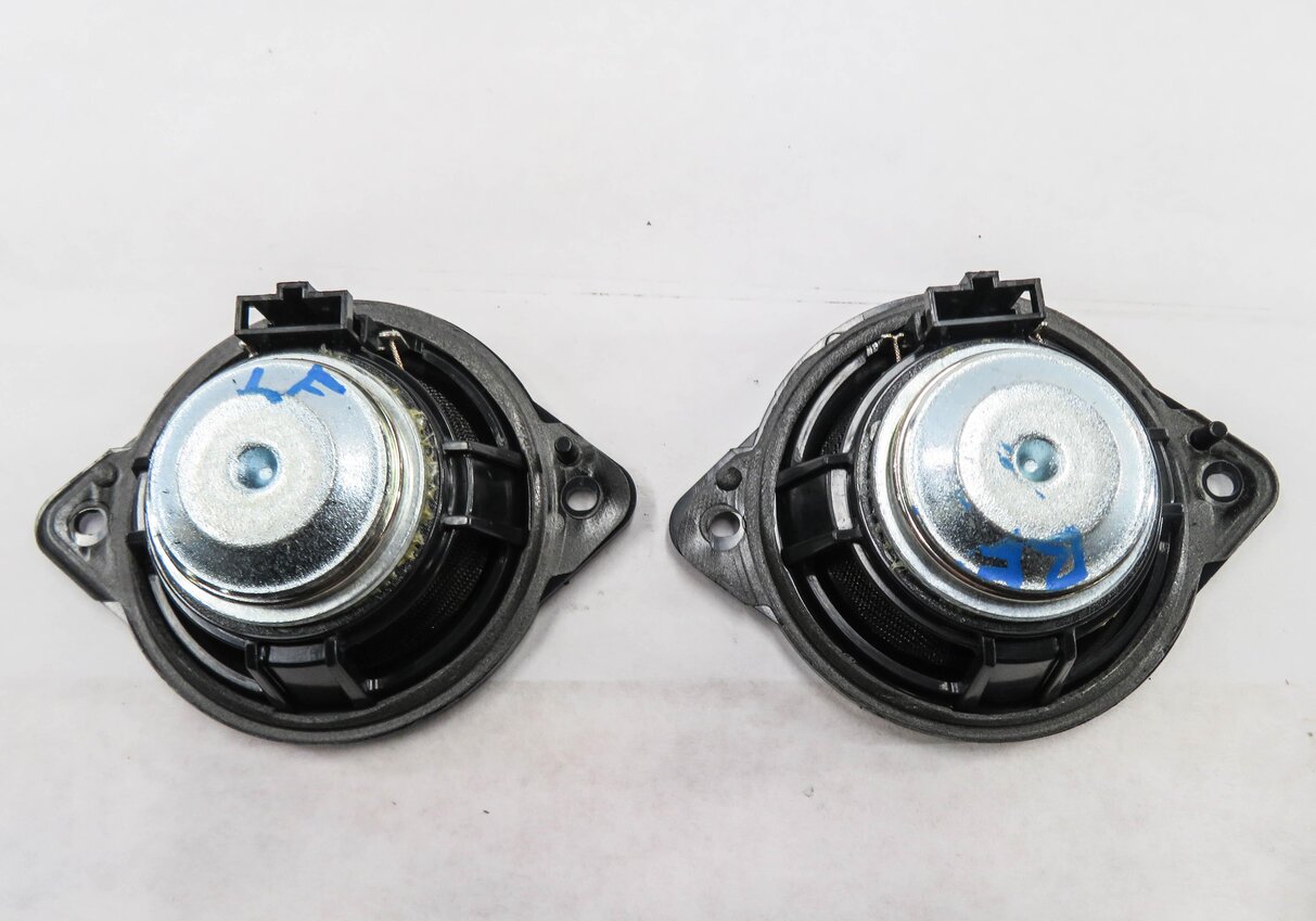 Thumbnail 18: 2012 AUDI Q5 (B8 8R) RADIO STEREO BANG & OLUFSEN - SUBWOOFER TWEETER SPEAKER SET