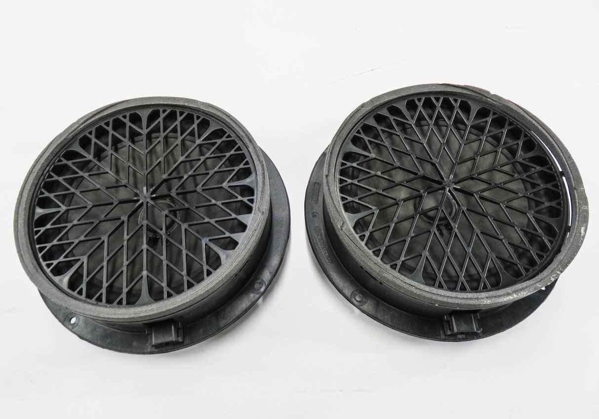 Thumbnail 4: 2012 AUDI Q5 (B8 8R) RADIO STEREO BANG & OLUFSEN - SUBWOOFER TWEETER SPEAKER SET