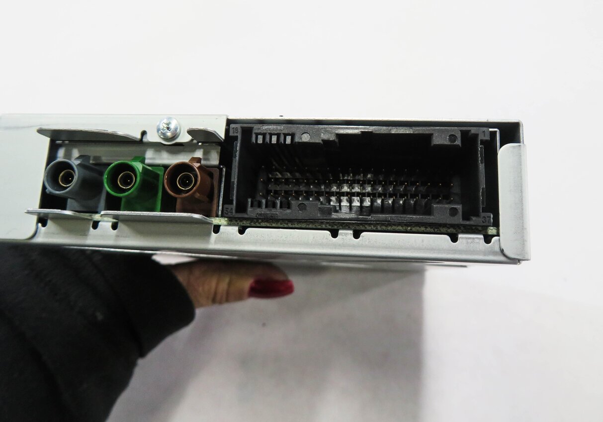 Thumbnail 6: 2009-2017 AUDI Q5 (B8 8R) REARVIEW BACKUP REVERSE CAMERA CONTROL MODULE COMPUTER