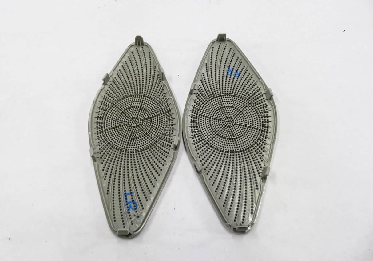 Thumbnail 11: 2012 AUDI Q5 (B8 8R) RADIO STEREO BANG & OLUFSEN SPEAKER GRILLE COVER TRIM SET