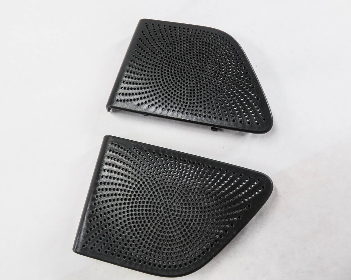 Thumbnail 4: 2012 AUDI Q5 (B8 8R) RADIO STEREO BANG & OLUFSEN SPEAKER GRILLE COVER TRIM SET