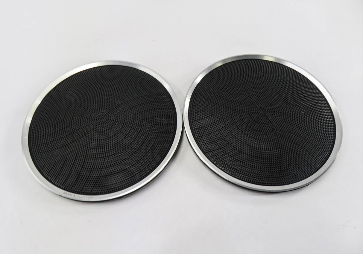 Thumbnail 5: 2012 AUDI Q5 (B8 8R) RADIO STEREO BANG & OLUFSEN SPEAKER GRILLE COVER TRIM SET
