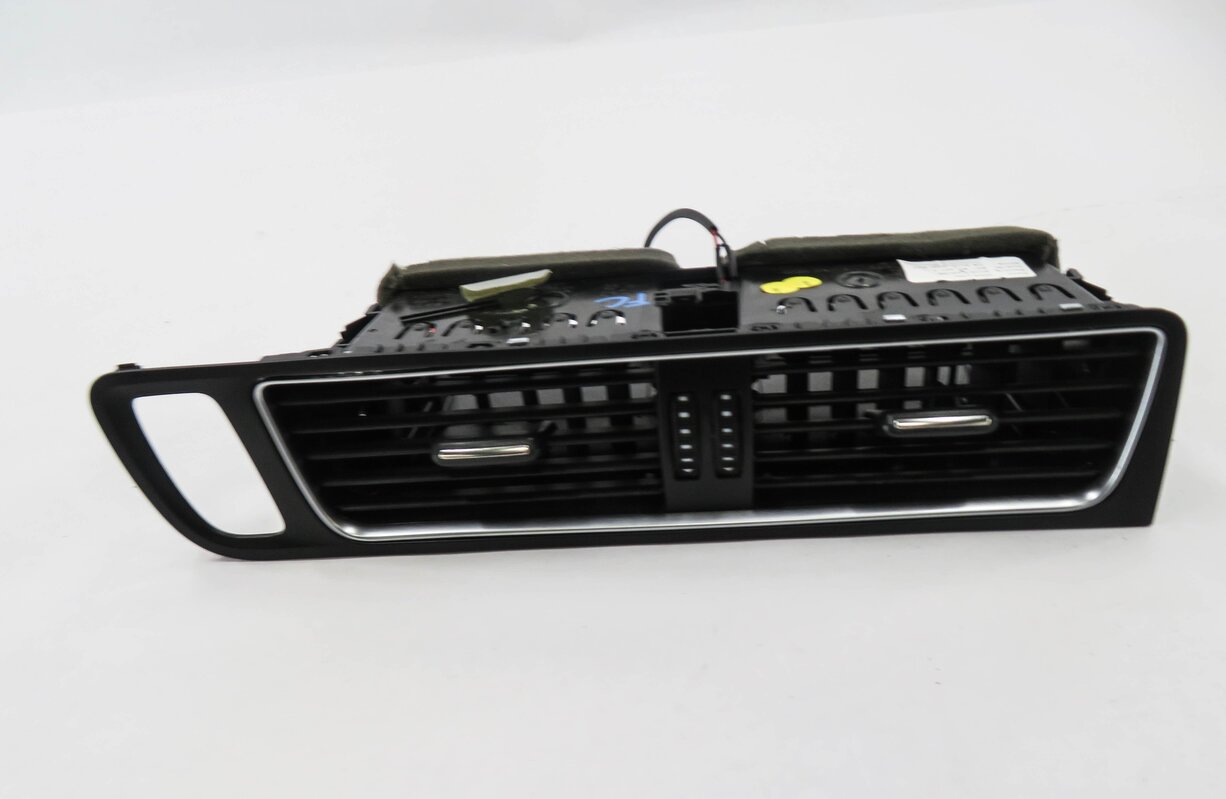 Thumbnail 2: 2012 AUDI Q5 (B8 8R) FRONT CENTER DASH HEATER A/C AIR VENT