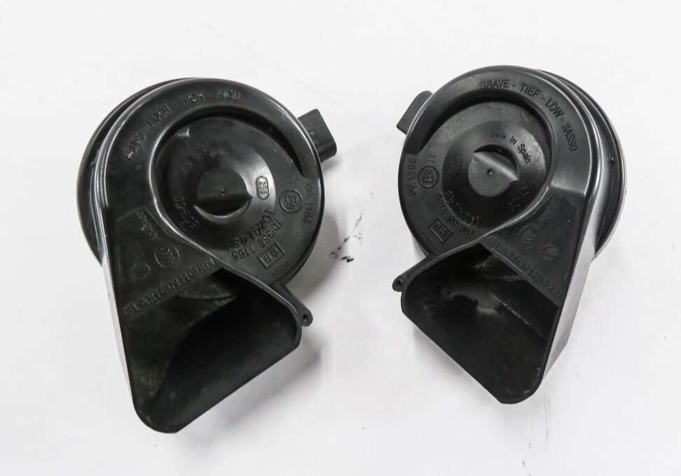 Thumbnail 2: 08-17 AUDI A4 A5 S4 S5 Q5 (B8 8K 8R 8T) HIGH & LOW TONE NOTE SAFETY HORN SET