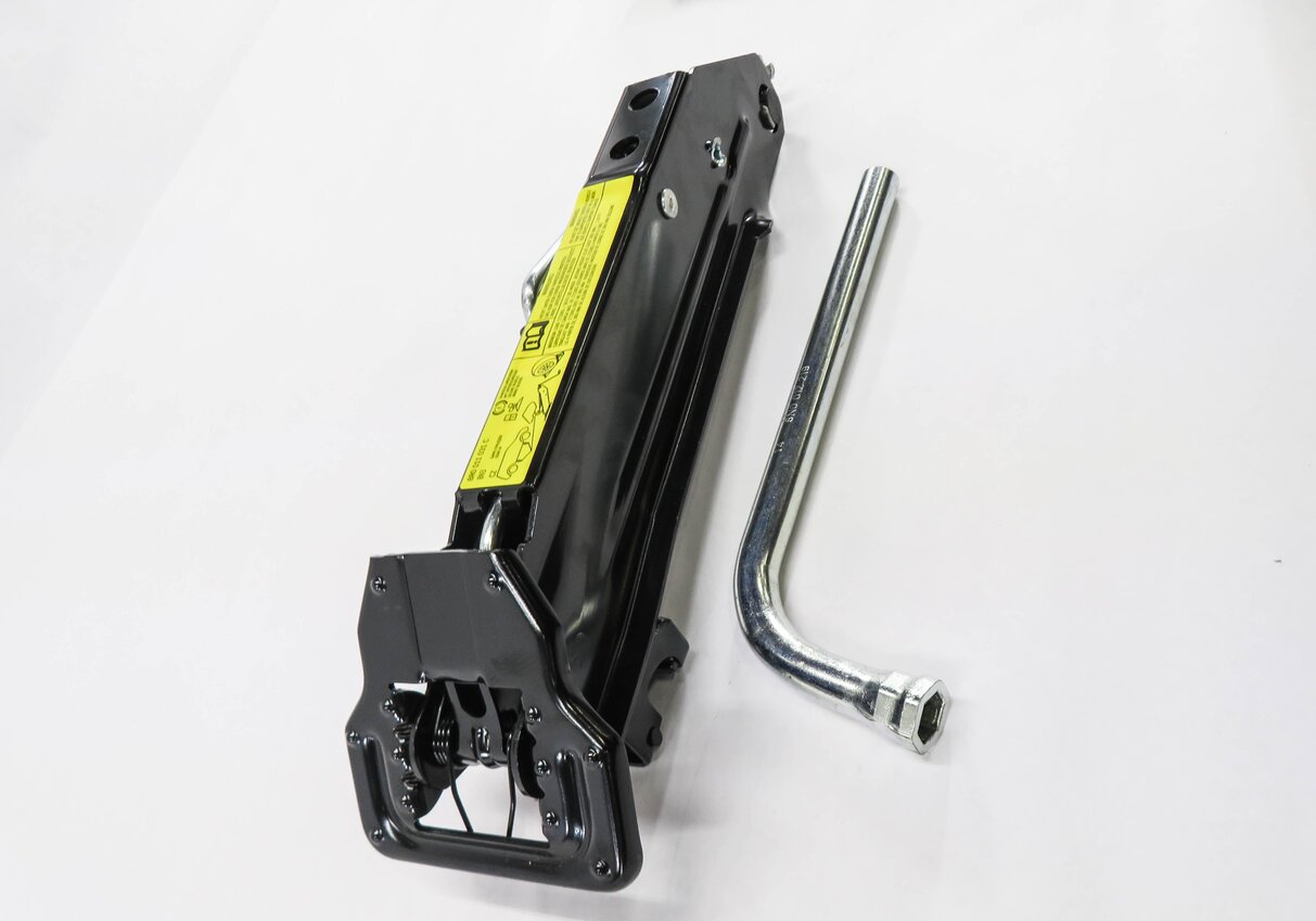 Thumbnail 4: 09-17 AUDI Q5 SQ5 Q7 8R B8 4L EMERGENCY SPARE TIRE CAR LIFT JACK WRENCH TOOL SET