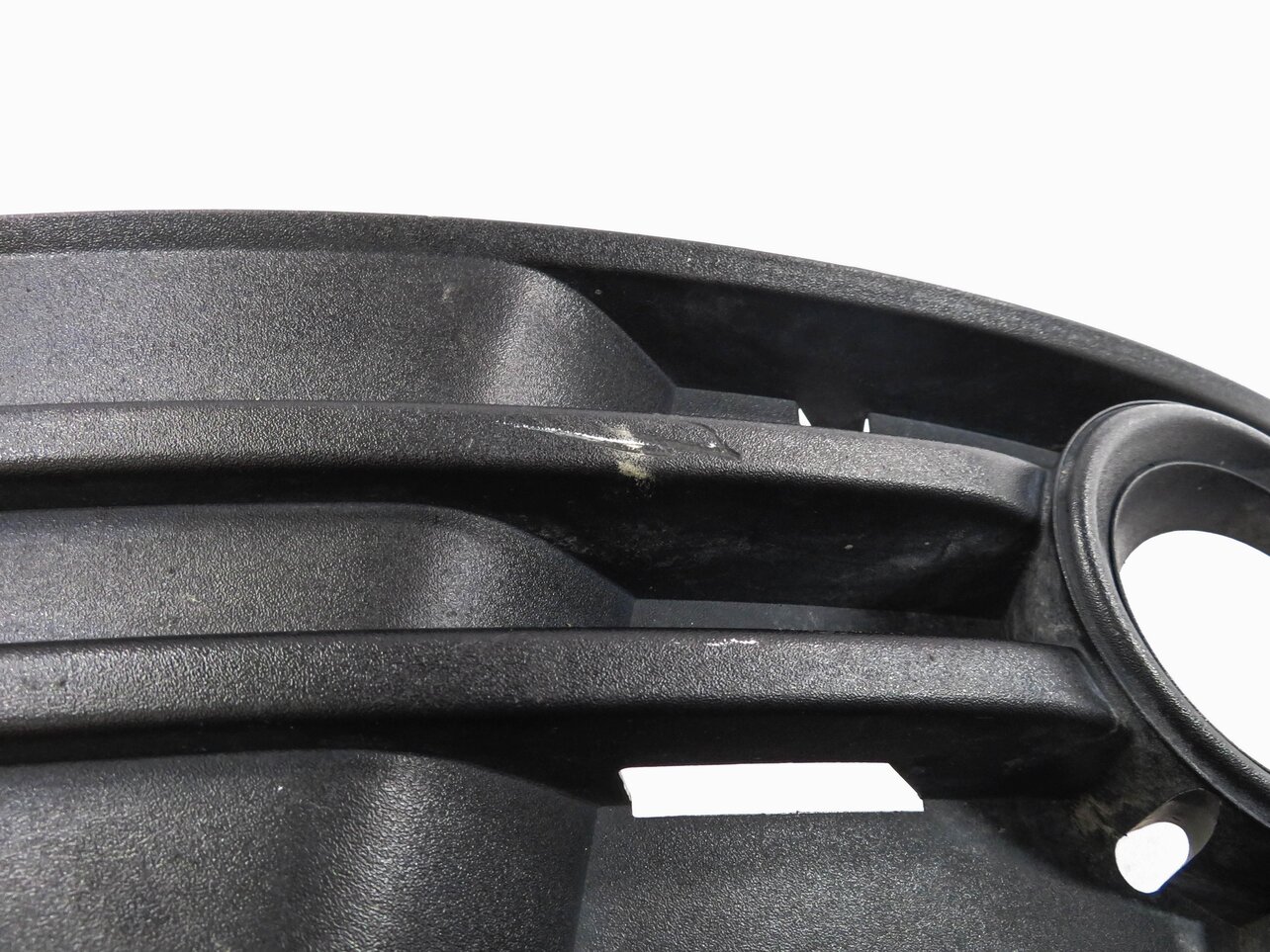 Thumbnail 8: 2009-2012 AUDI Q5 (B8 8R) LEFT FRONT DRIVER FOGLIGHT GRILLE TRIM