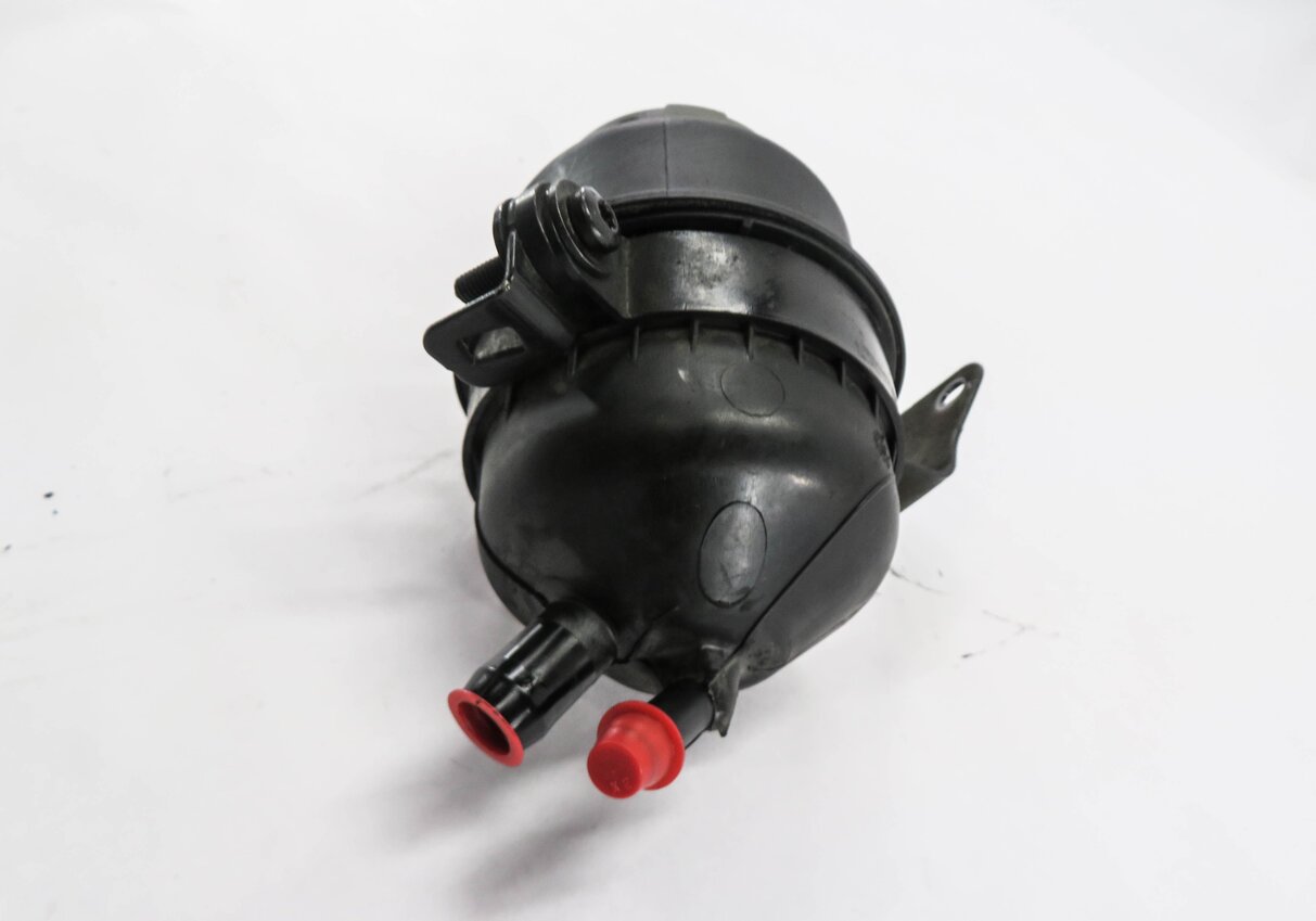 Thumbnail 3: 2012 AUDI Q5 (B8 8R) 2.0L CAEB TURBO ENGINE - POWER STEERING OIL FLUID RESERVIOR
