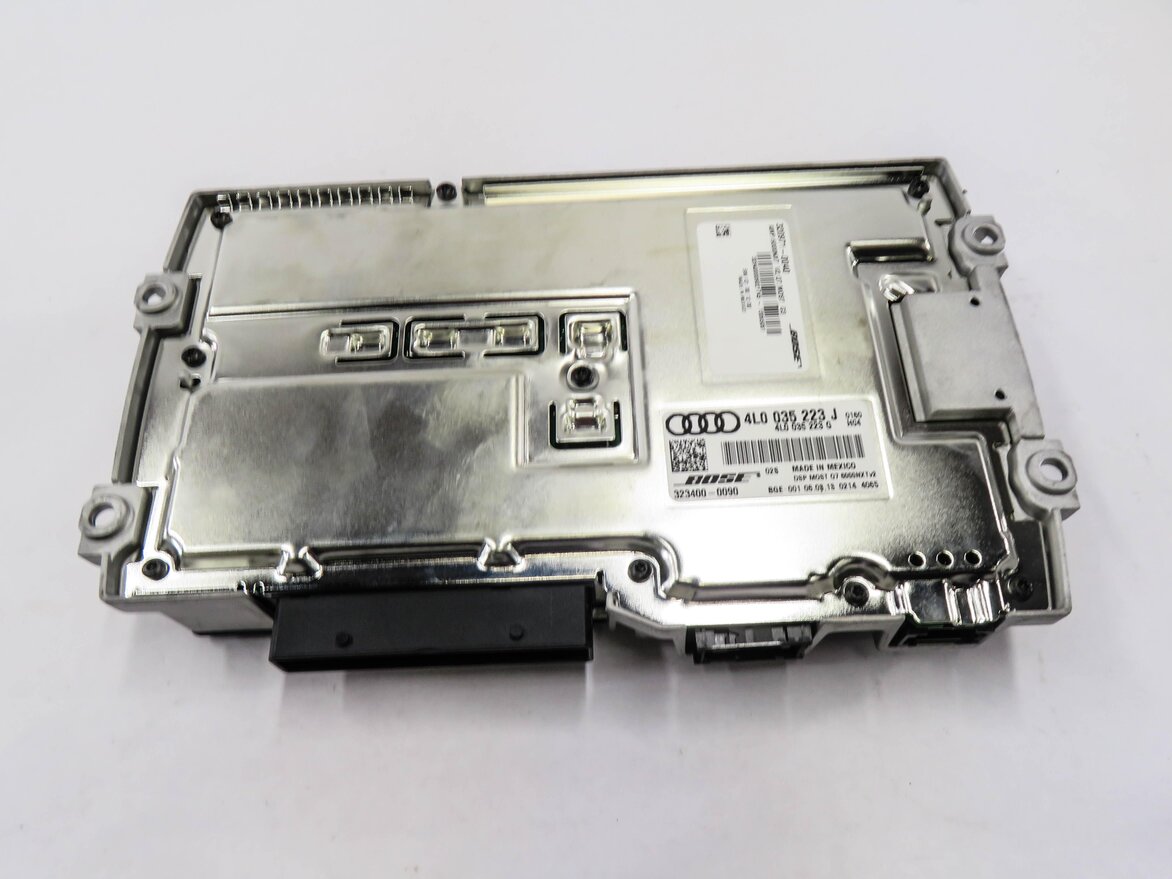 Thumbnail 6: 2013-2015 AUDI Q7 (4L) RADIO STEREO BOSE AUDIO AMP AMPLIFIER (OPTION 8RY)