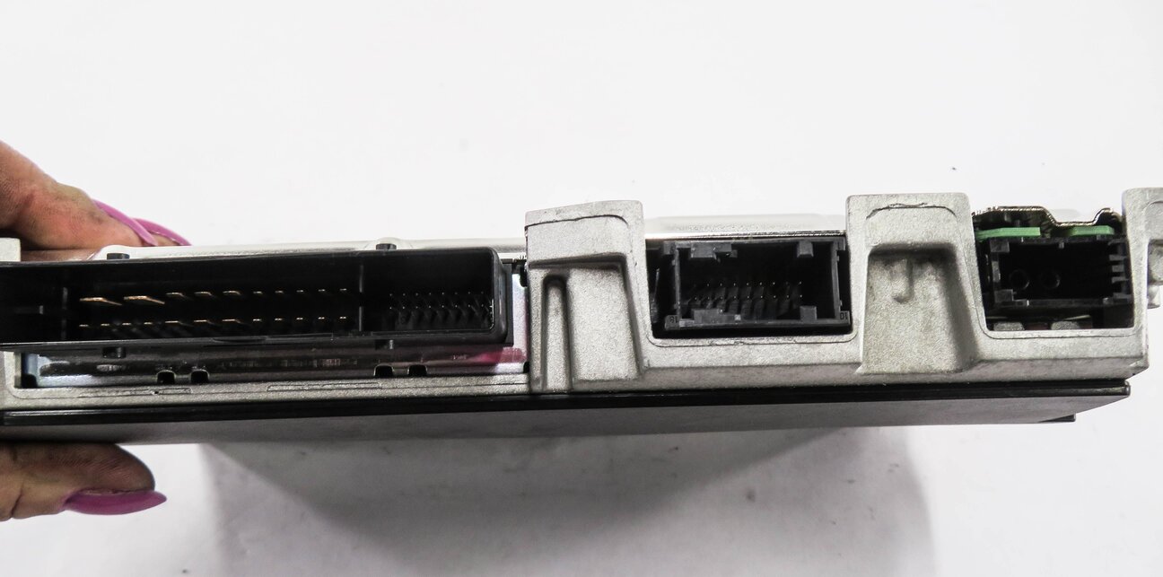 Thumbnail 7: 2013-2015 AUDI Q7 (4L) RADIO STEREO BOSE AUDIO AMP AMPLIFIER (OPTION 8RY)