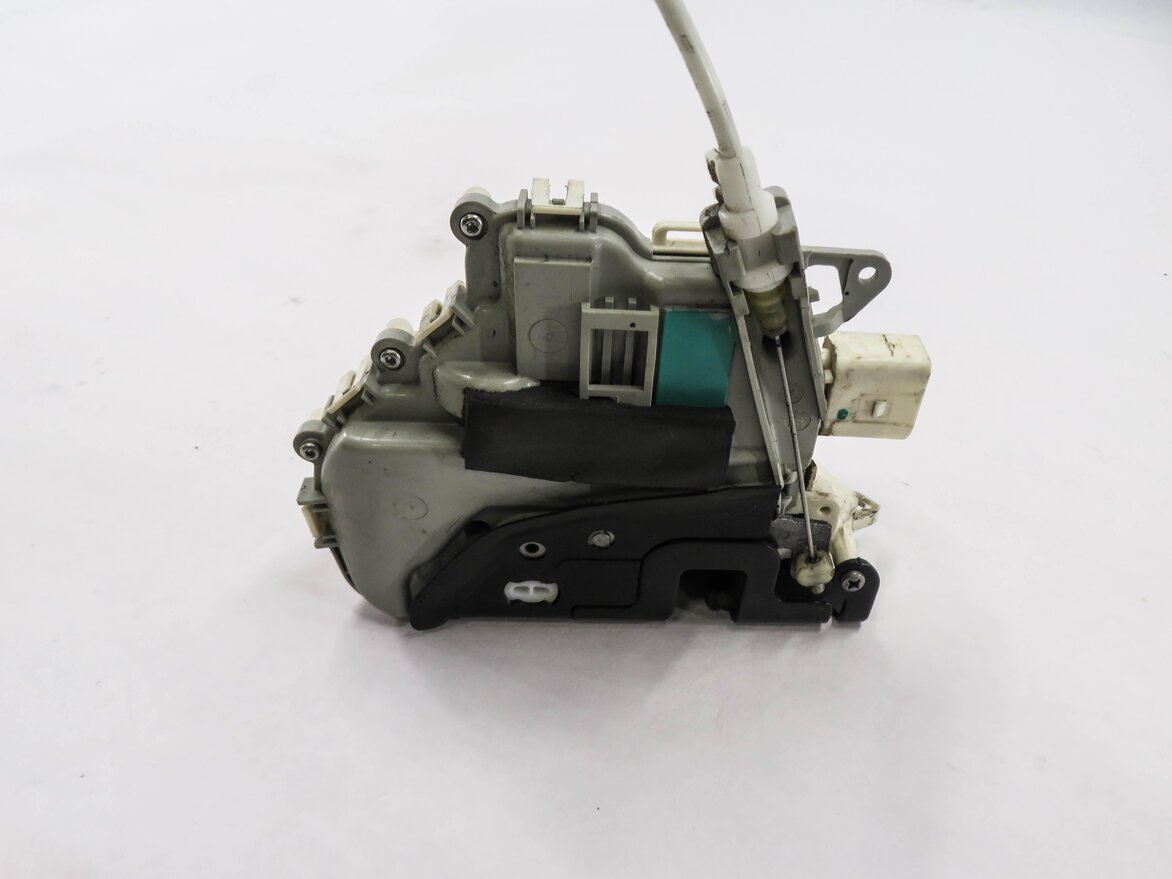 Thumbnail 5: 2010-2019 AUDI / PORSCHE A4 S4 A5 S5 A6 Q3 Q5 Q7 TT 911 - LEFT FRONT DOOR LATCH