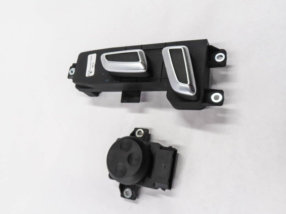Thumbnail 3: 2013 AUDI Q7 (4L) RIGHT FRONT PASSENGER SEAT ADJUSTMENT SWITCH BUTTON