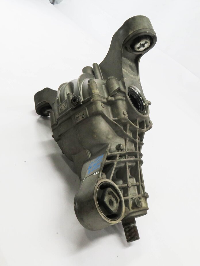 Thumbnail 3: 11-15 VW TOUAREG / AUDI Q7 (4L) 3.0L / 3.6L - REAR DIFFERENTIAL CARRIER (MEY)