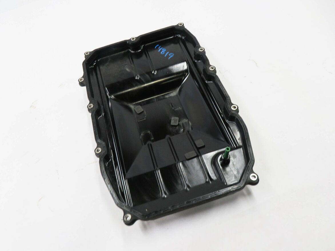 2011-2017 VW / AUDI Q7 (4L) TOUAREG - 3.0L / 3.6L ENGINE TRANSMISSION OIL PAN
