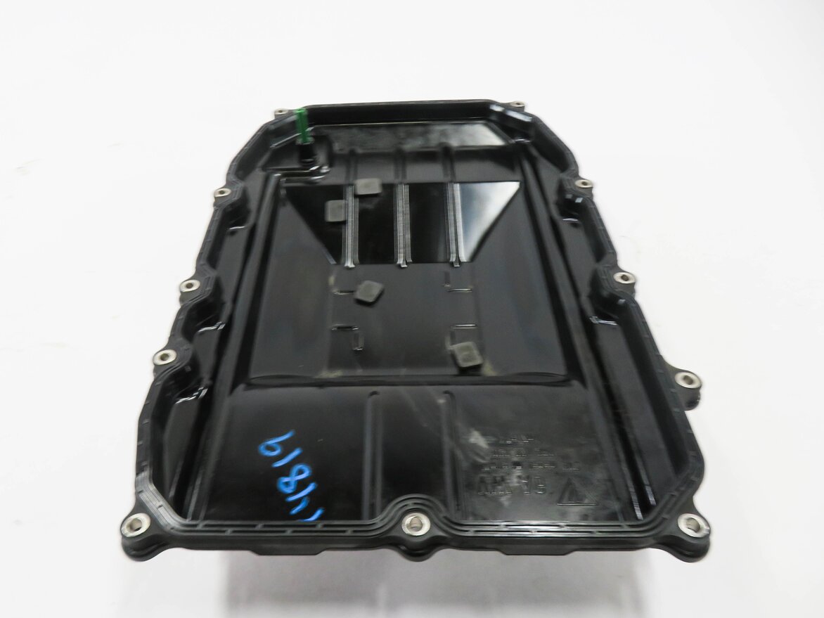 Thumbnail 5: 2011-2017 VW / AUDI Q7 (4L) TOUAREG - 3.0L / 3.6L ENGINE TRANSMISSION OIL PAN