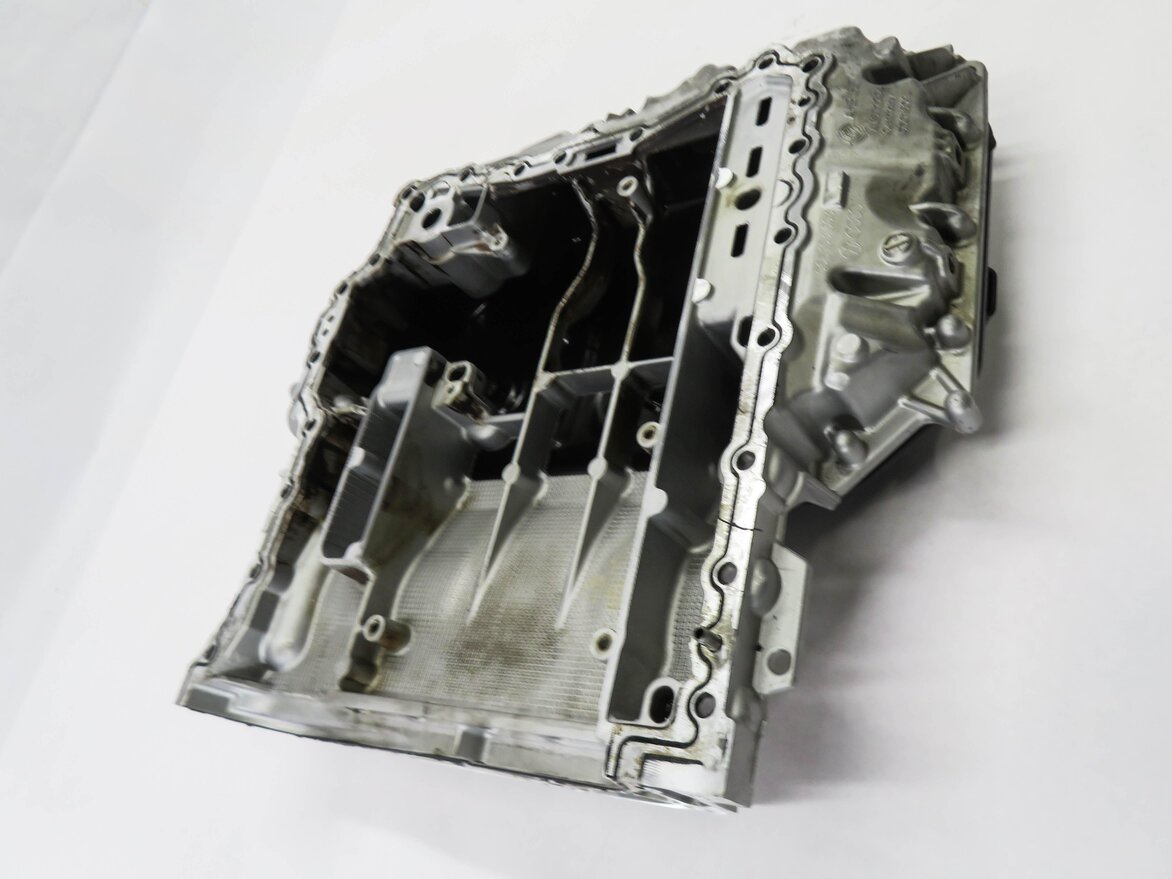 Thumbnail 3: 2013 AUDI Q7 (4L) 3.0L CTWA SUPERCHARGED ENGINE - UPPER & LOWER OIL PAN ASSEMBLY
