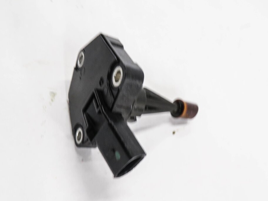 Thumbnail 4: 2013 AUDI Q7 (4L) 3.0L CTWA SUPERCHARGED ENGINE - OIL LEVEL SENSOR SENDER