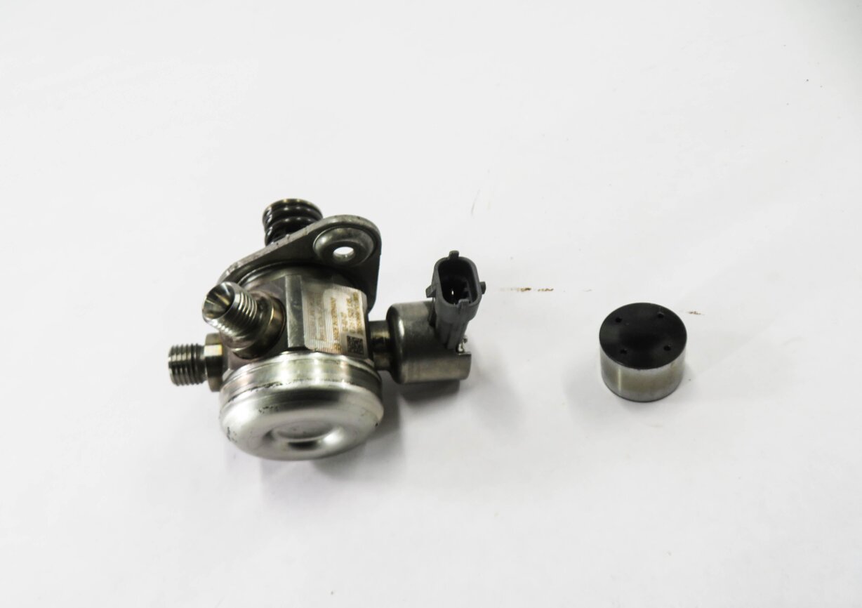 Thumbnail 2: 10-17 LR4 RANGE ROVER SPORT (L322 L320 L405 L494) 3.0L 5.0L MECHANICAL FUEL PUMP