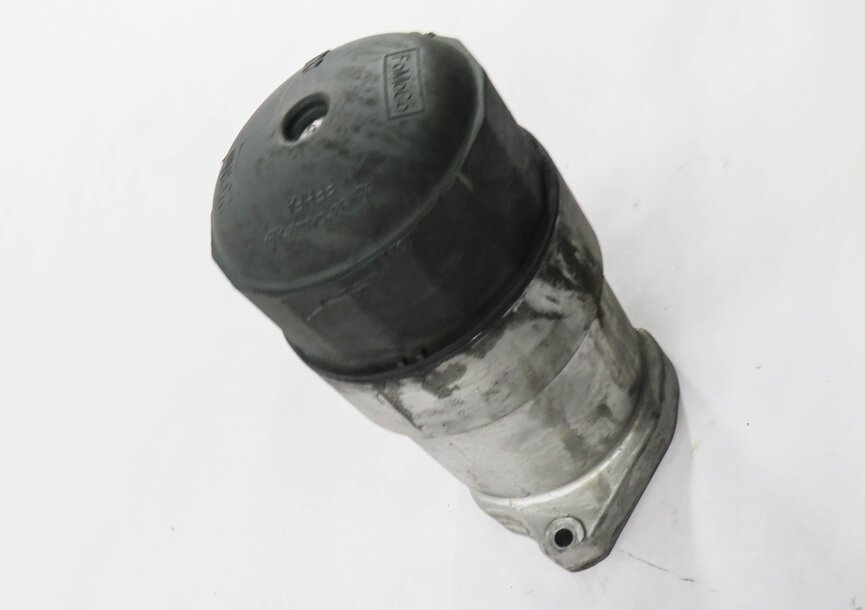 Thumbnail 3: 2012 RANGE ROVER SPORT (L320) 5.0L AJ133 V8 ENGINE - OIL FILTER HOUSING