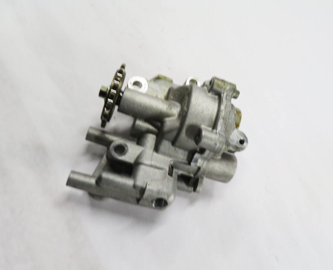 Thumbnail 3: 2012 RANGE ROVER SPORT (L320) 5.0L AJ133 V8 ENGINE - OIL PUMP