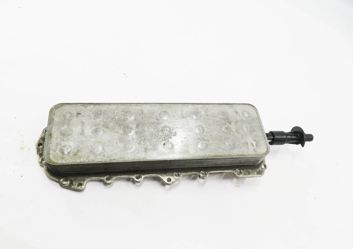 Thumbnail 2: 10-18 DISCOVERY LR4 - RANGE ROVER SPORT (L320 L322 L405 L494) ENGINE OIL COOLER