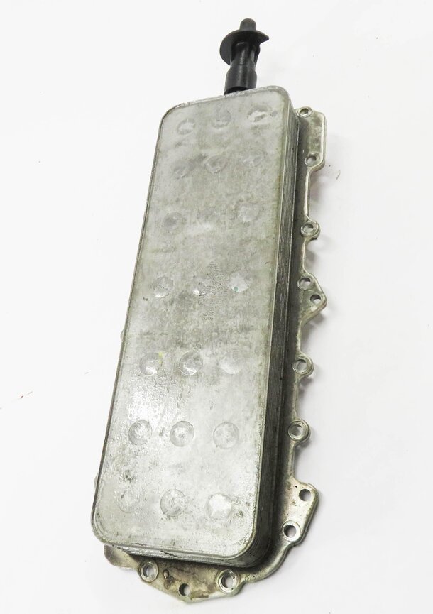 Thumbnail 3: 10-18 DISCOVERY LR4 - RANGE ROVER SPORT (L320 L322 L405 L494) ENGINE OIL COOLER