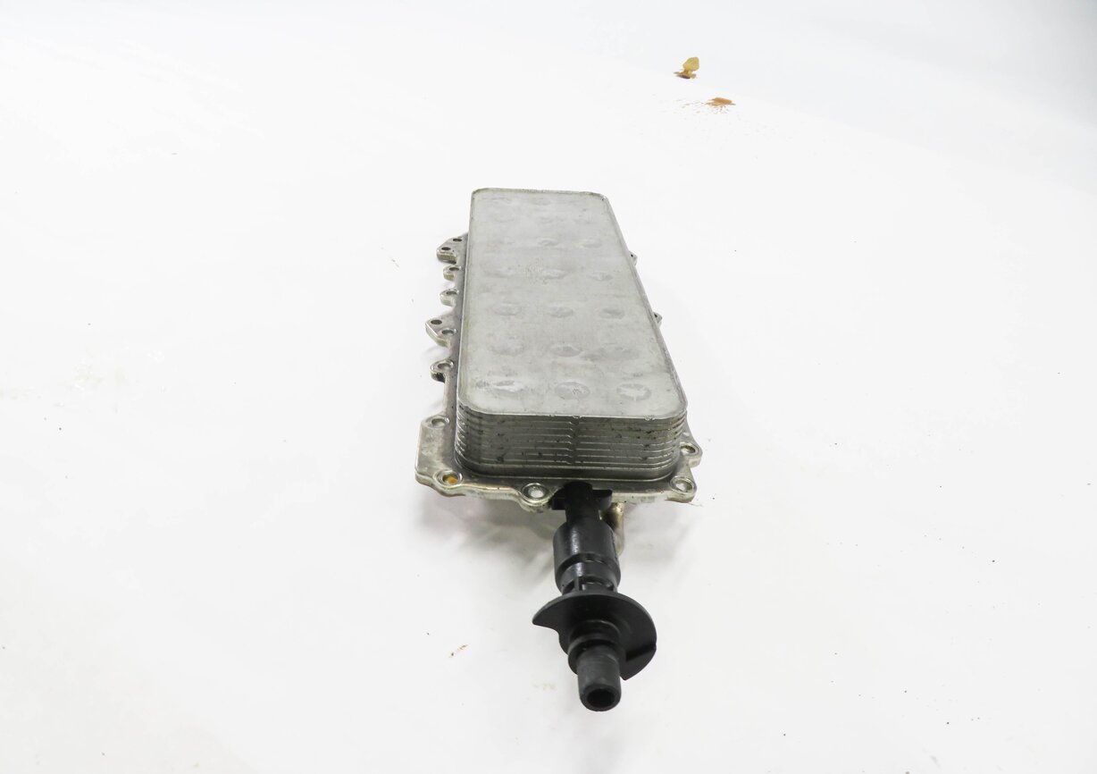 Thumbnail 4: 10-18 DISCOVERY LR4 - RANGE ROVER SPORT (L320 L322 L405 L494) ENGINE OIL COOLER