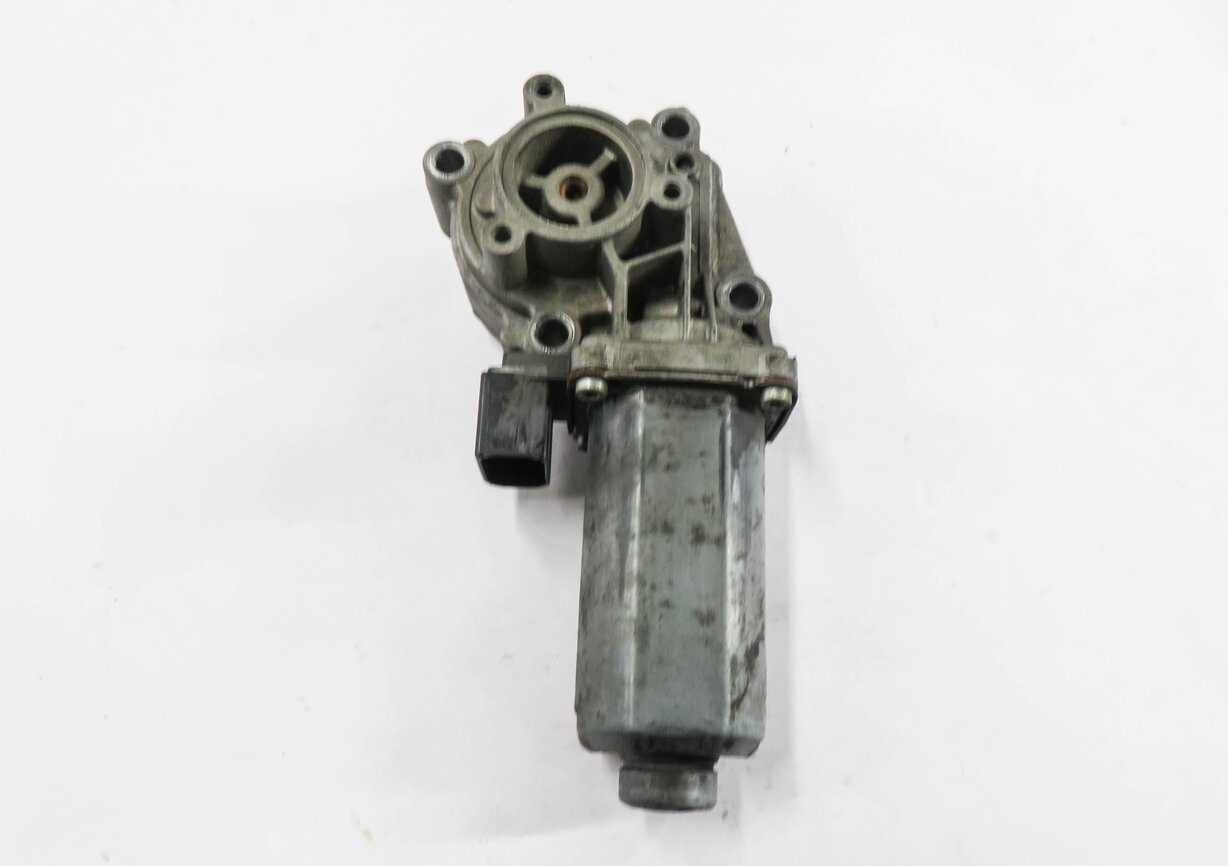 Thumbnail 2: 05-16 LR3 LR4 RANGE ROVER SPORT (L320 L322 L405 L494) TRANSFER CASE SHIFT MOTOR